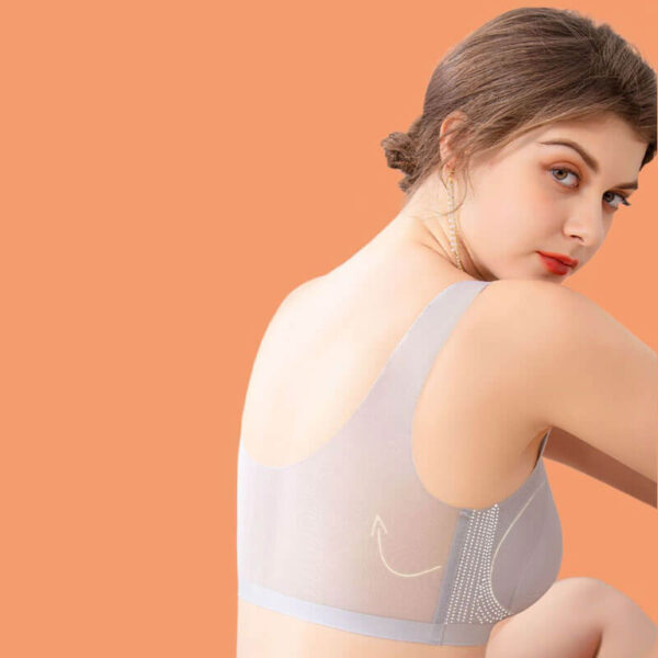 a women model is wearing a grey tansparent training bra